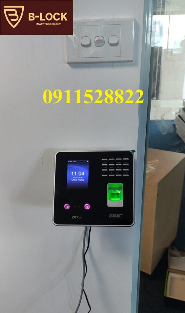 Lắp đặt Máy chấm công nhận diện khuôn mặt vân ZKTeco MB20 Lắp đặt Máy chấm công nhận diện khuôn mặt vân ZKTeco MB20