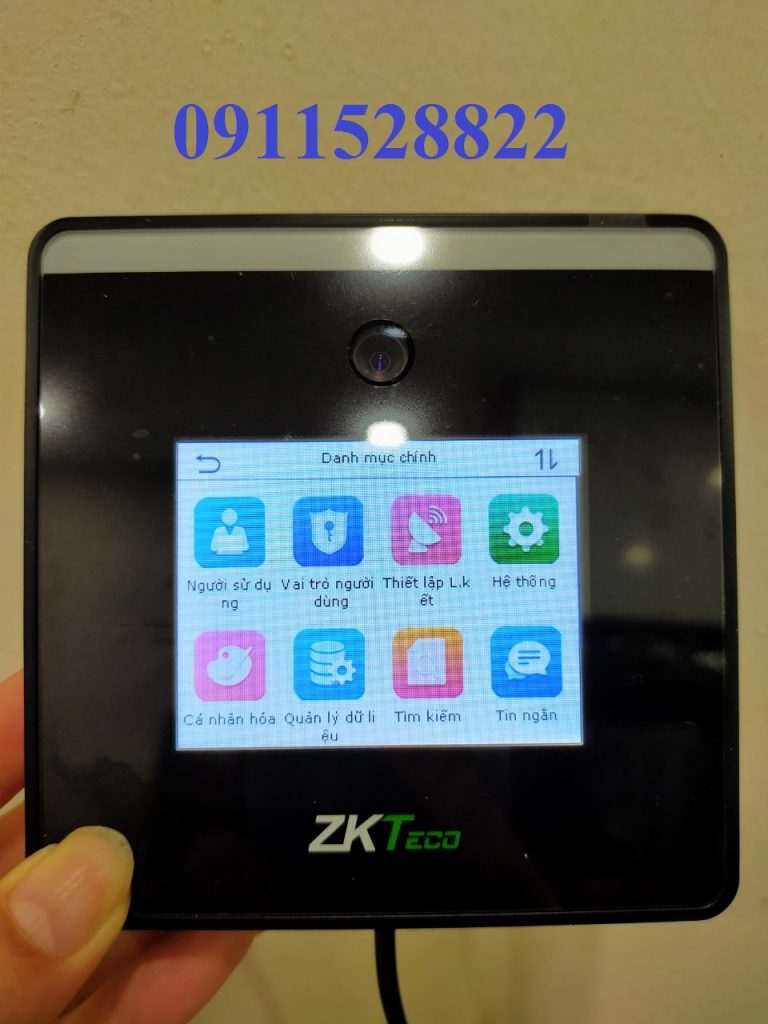 xFace50 - Nhận diện khuôn mặt - Kết nối Wifi xFace50 - Nhận diện khuôn mặt - Kết nối Wifi