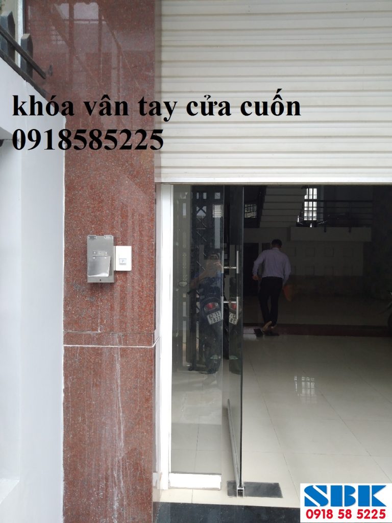 Lợi ích khi lắp đặt khóa vân tay cửa cuốn phòng trọ Lợi ích khi lắp đặt khóa vân tay cửa cuốn phòng trọ
