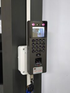 Máy chấm công khuôn mặt là gì?